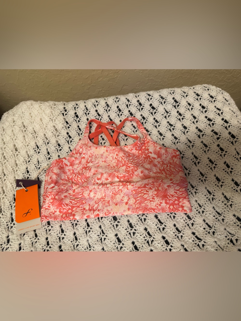 Freely Girls/Women’s size Large Coral Floral High-Neck Sports Bra NWT - Picture 6 of 8